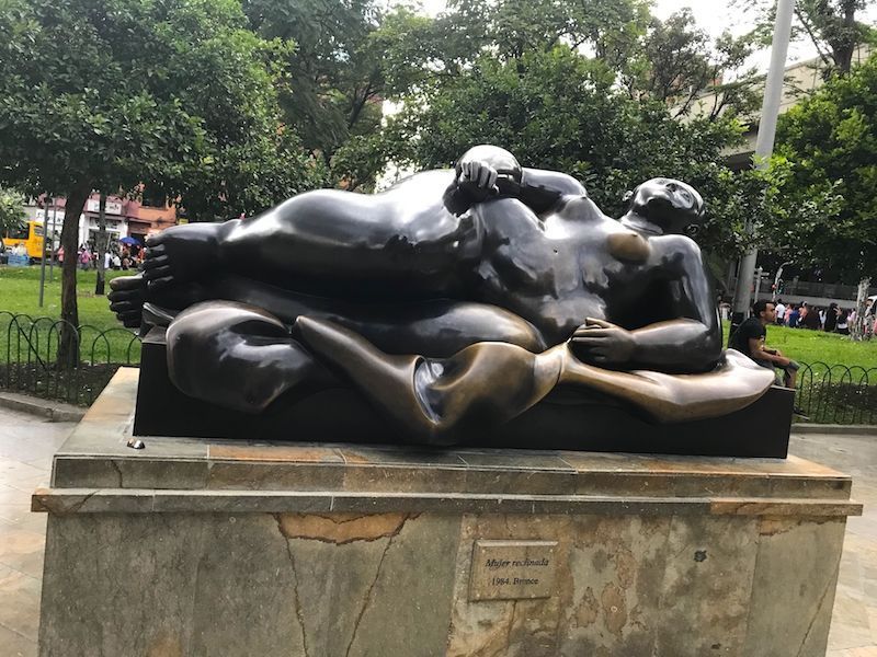 Mujer reclinada, Plaza Botero, Medellín