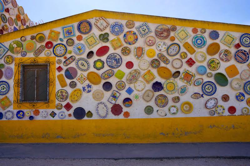 La fábrica y tienda de cerámica algarvia regentada por mujeres "Cerámica Paraíso": el paraíso de la cerámica, en Vila do Bispo